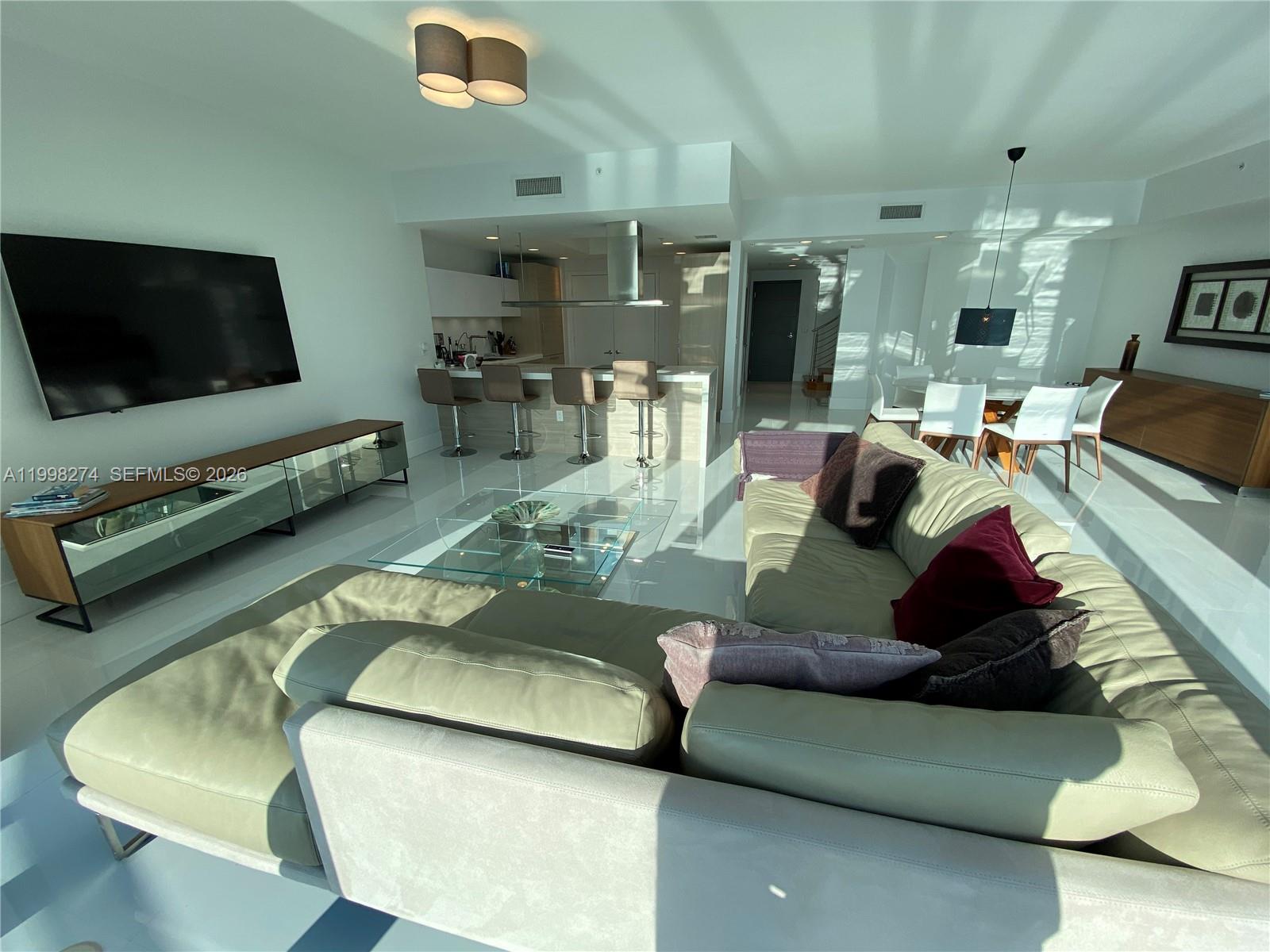 MARINA PALMS RESIDENCES N - Residential Lease