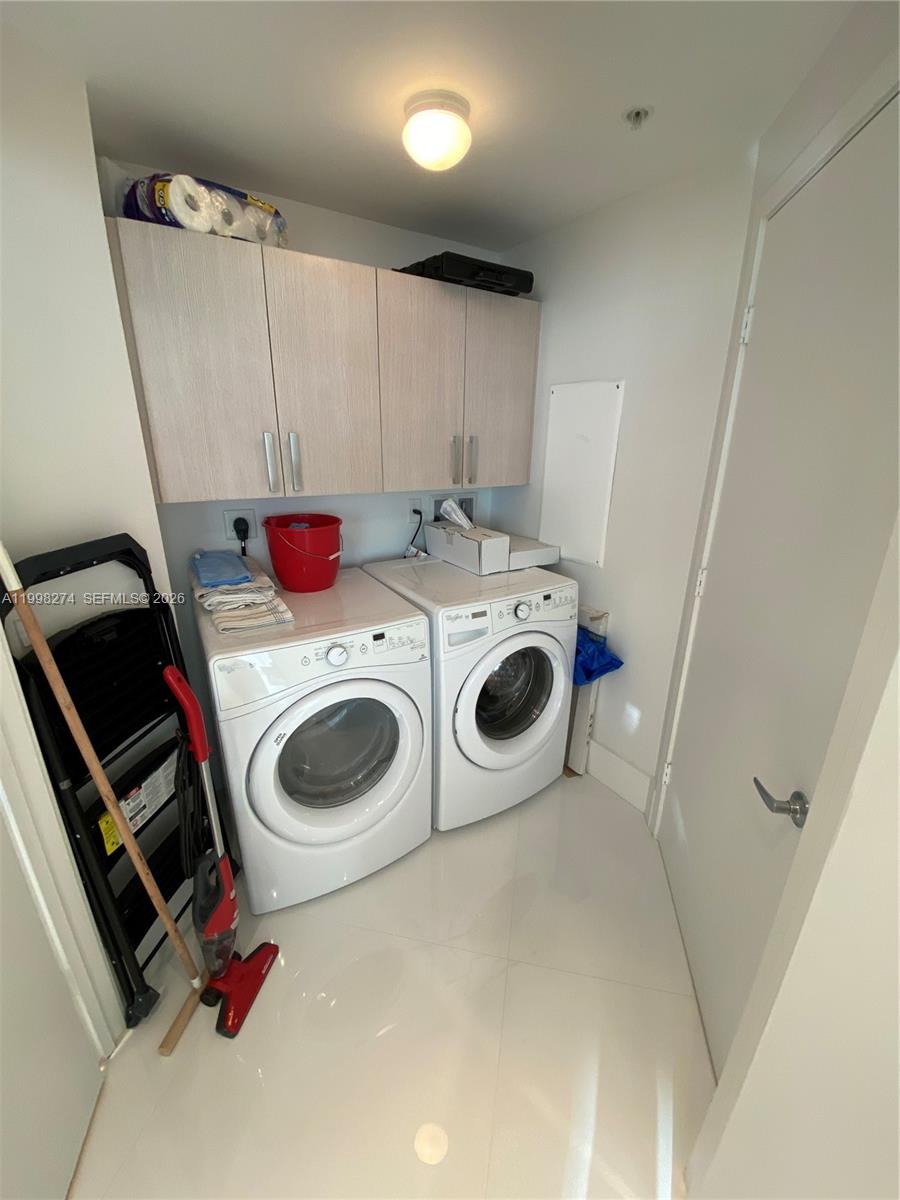 MARINA PALMS RESIDENCES N - Residential Lease