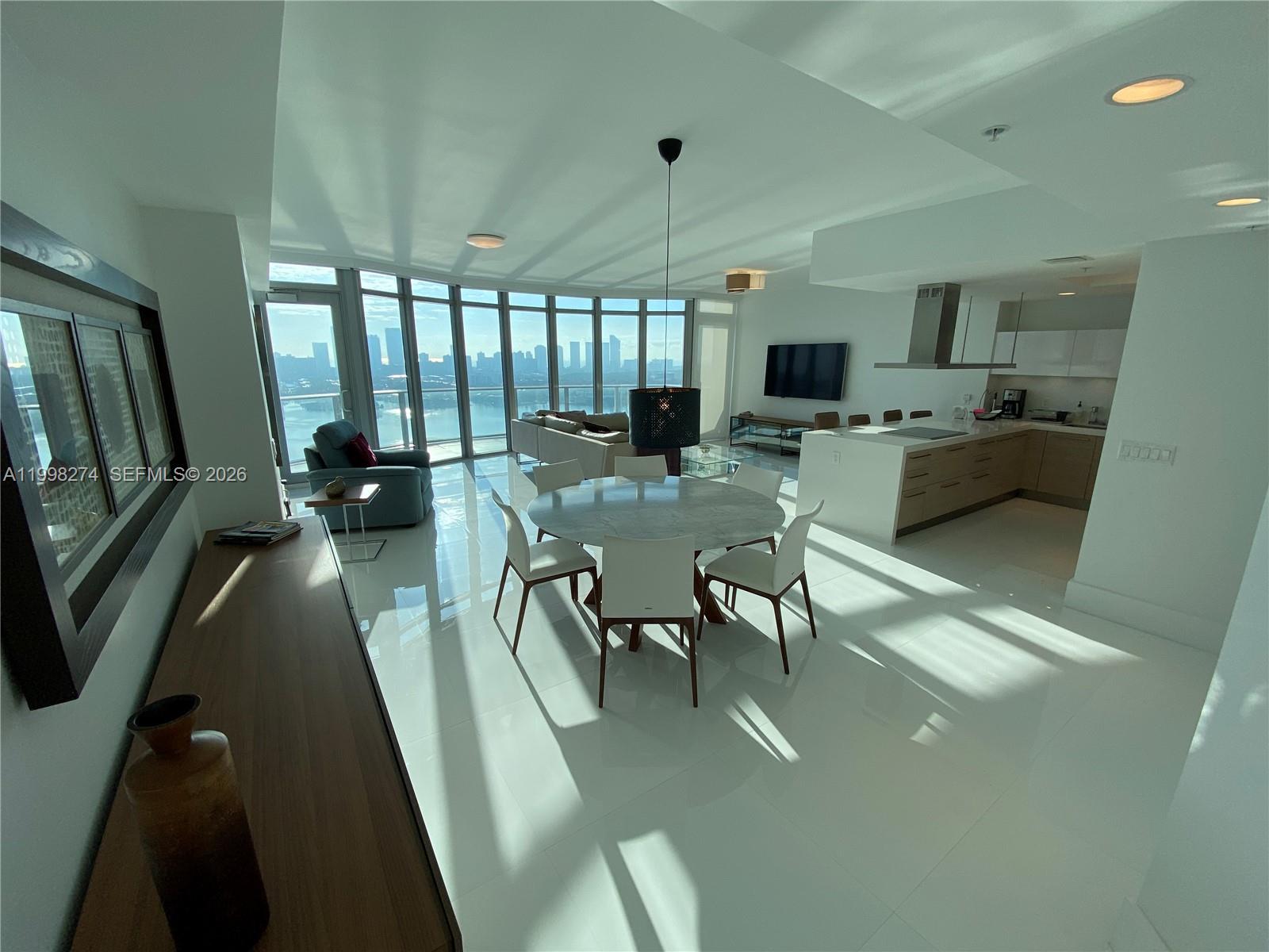 MARINA PALMS RESIDENCES N - Residential Lease