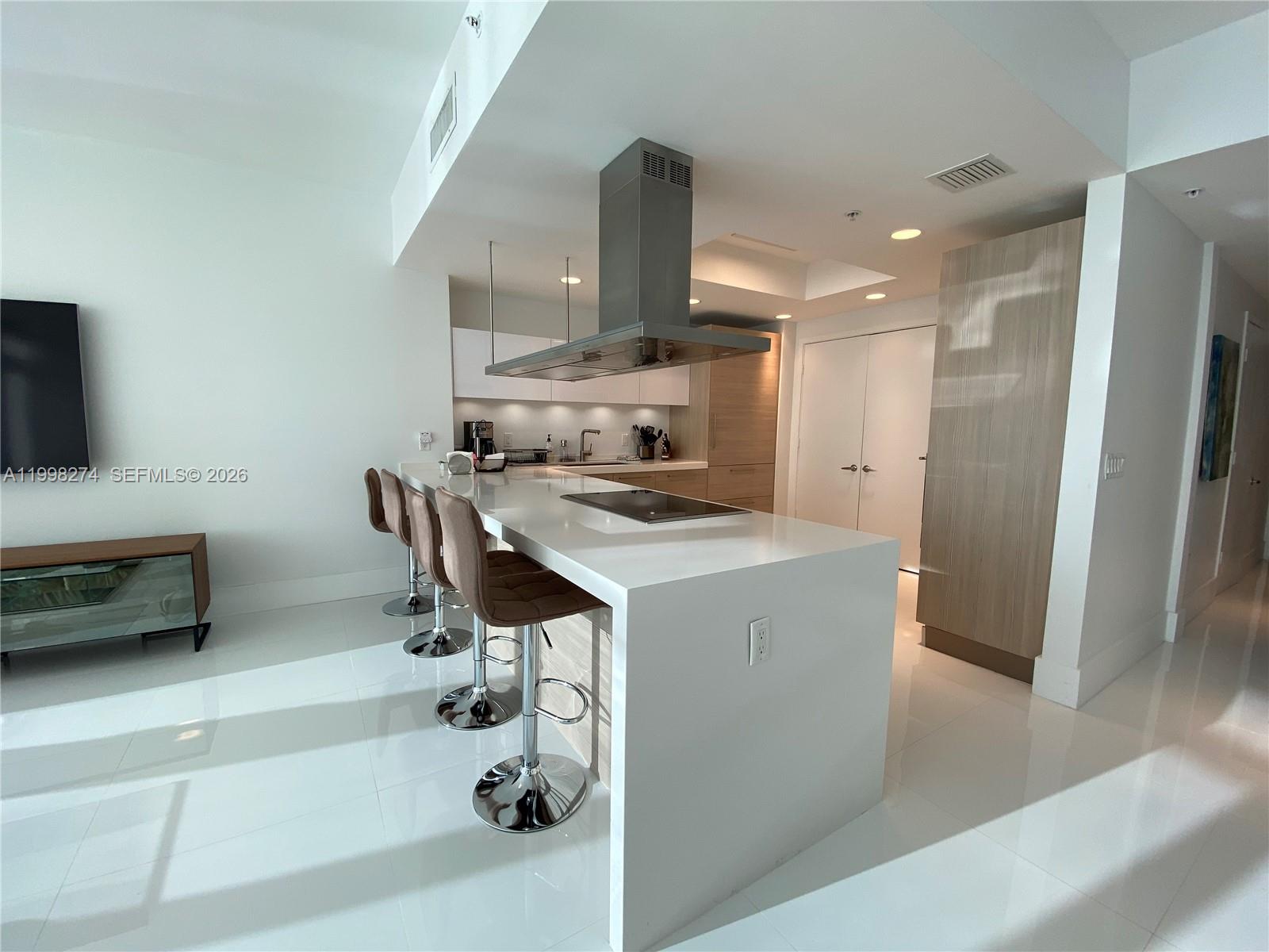 MARINA PALMS RESIDENCES N - Residential Lease