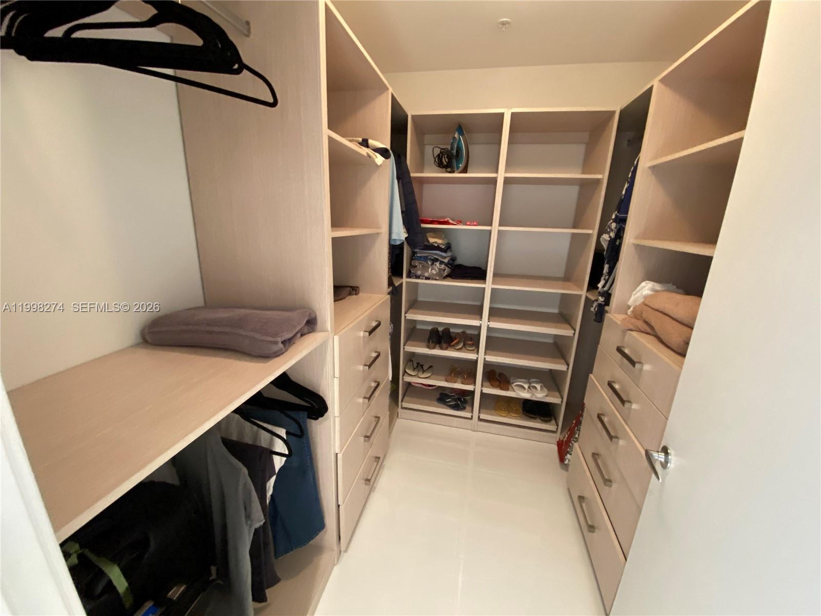 MARINA PALMS RESIDENCES N - Residential Lease