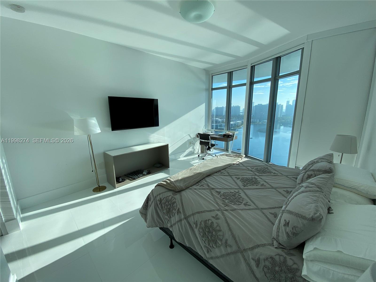 MARINA PALMS RESIDENCES N - Residential Lease