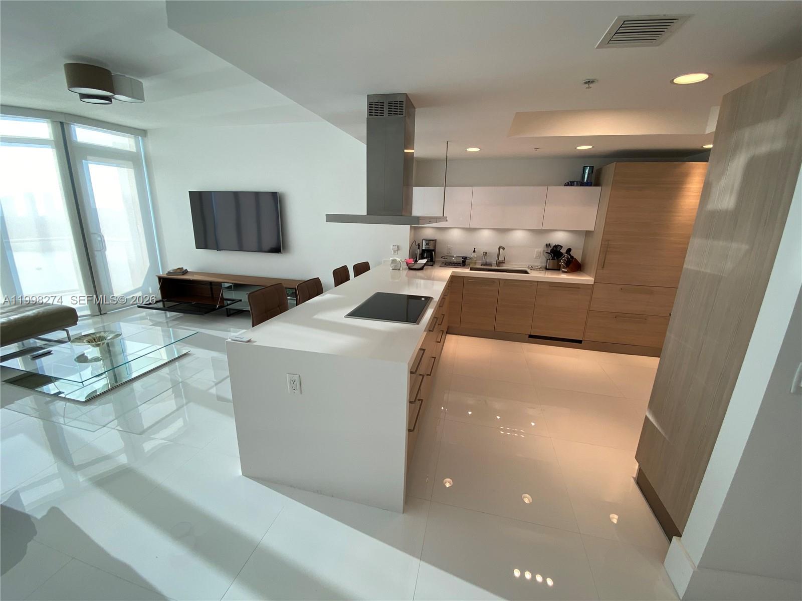 17301 Biscayne Blvd 2311