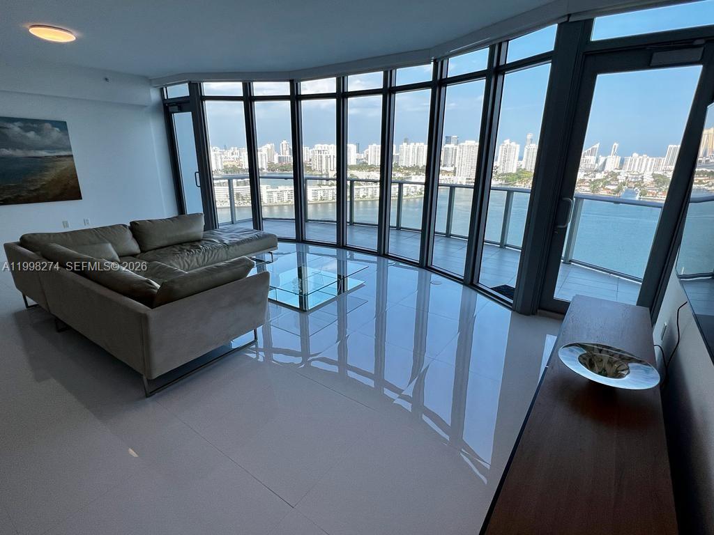 MARINA PALMS RESIDENCES N - Residential Lease