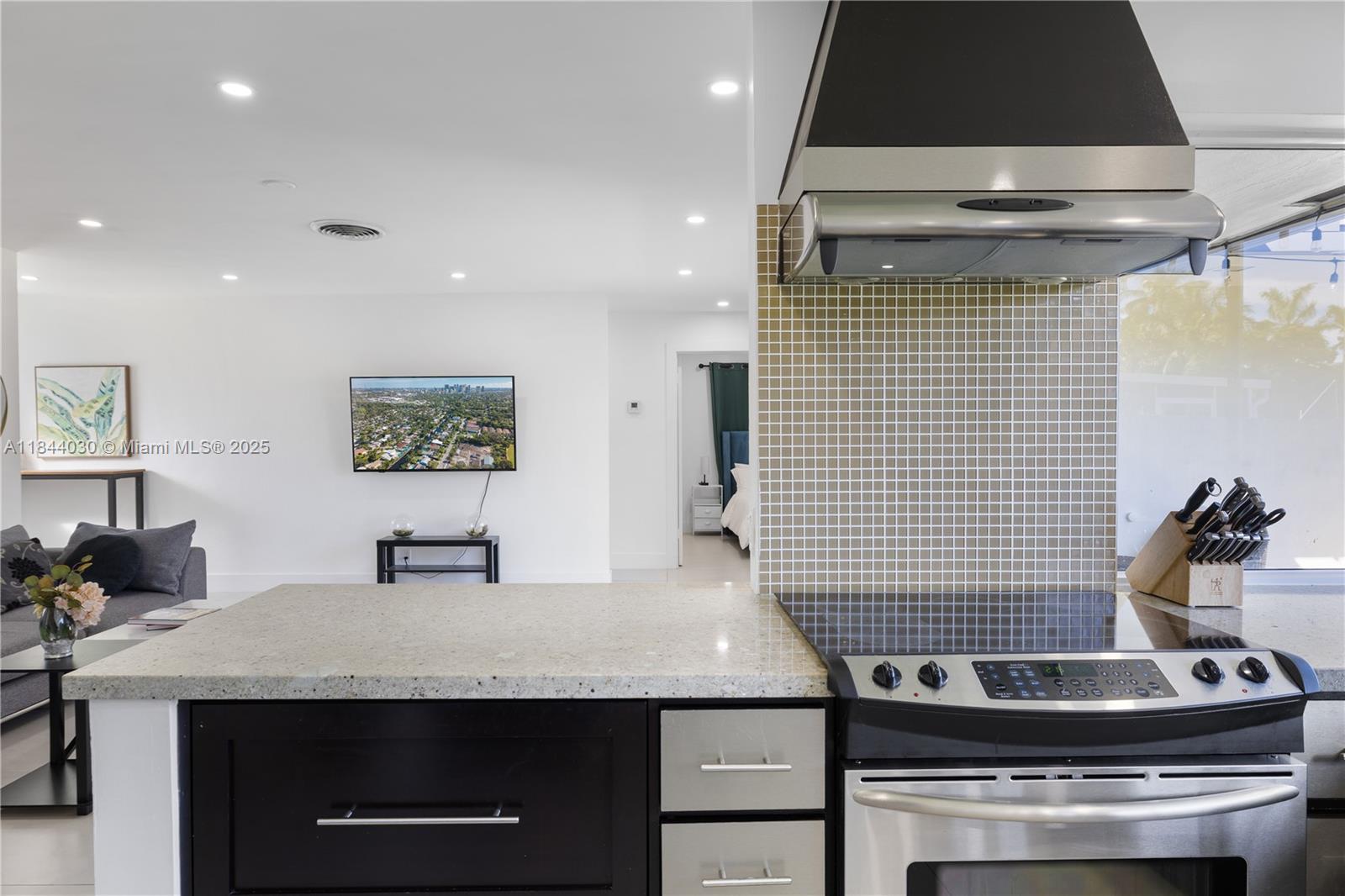 GILL ISLES - Residential