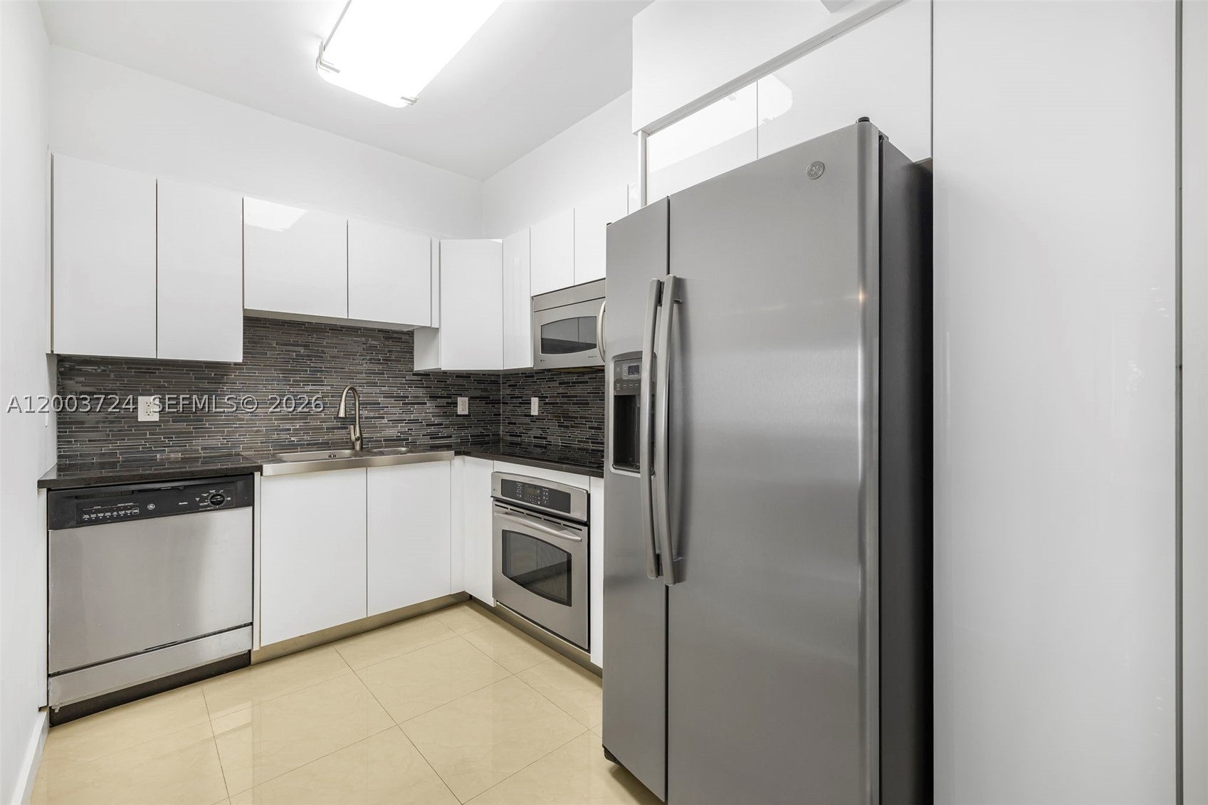 6365 Collins Ave 805