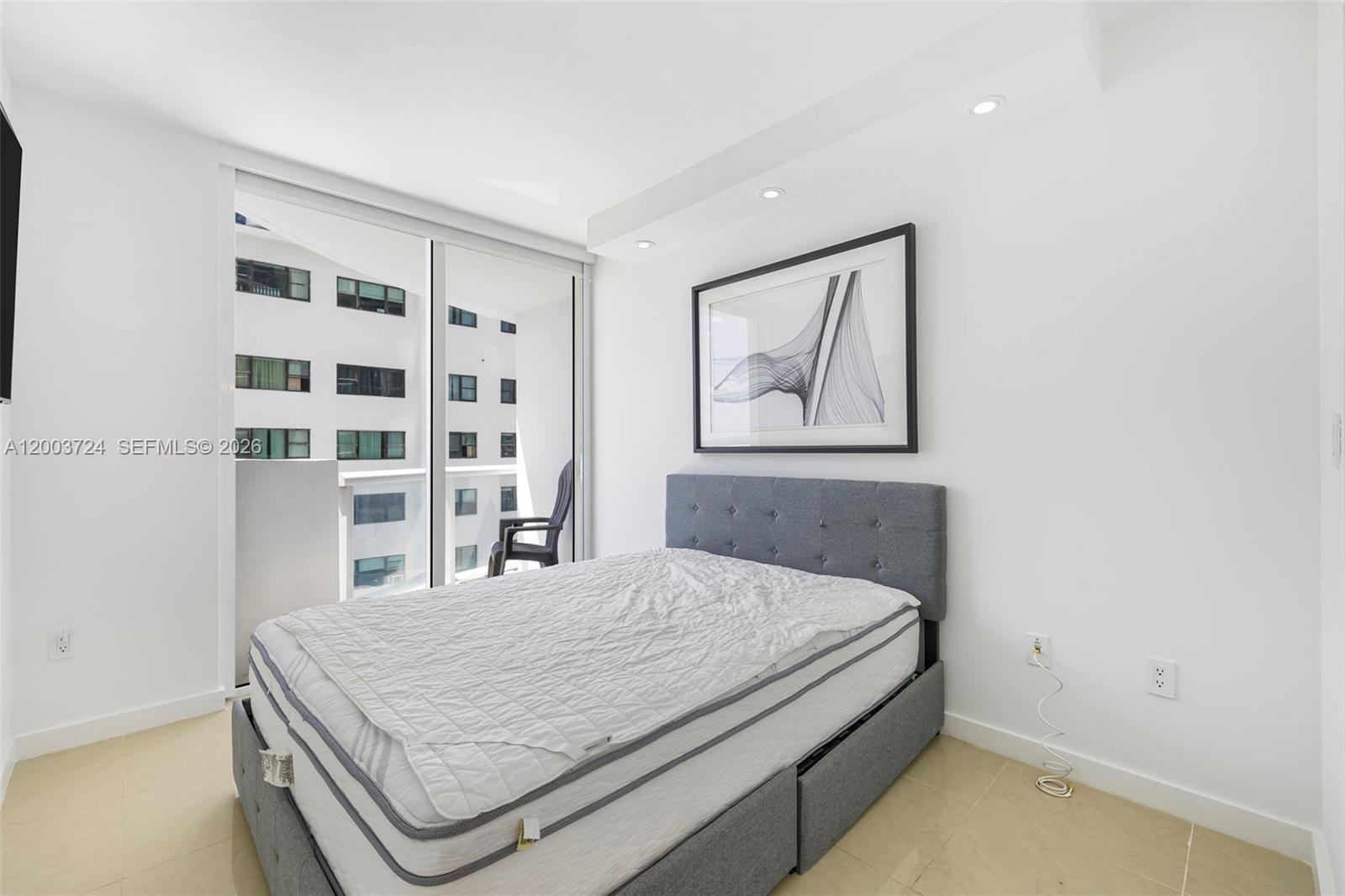 AKOYA CONDO - Residential Lease
