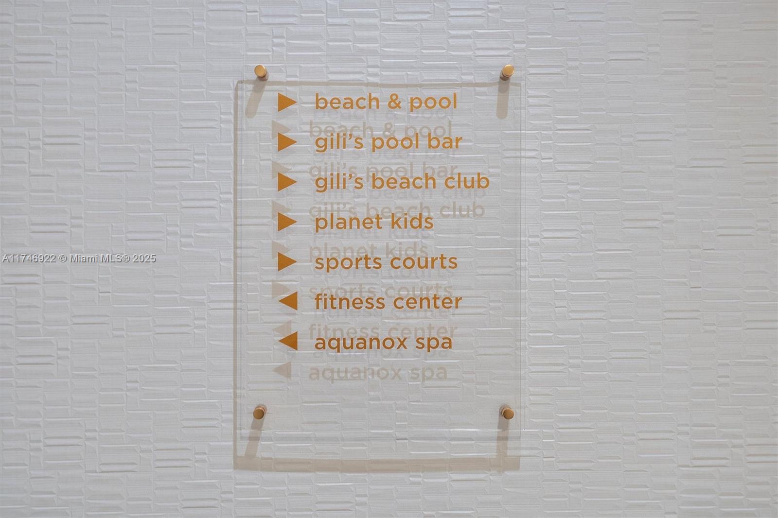 TRUMP INTERNATIONAL SONES - Residential