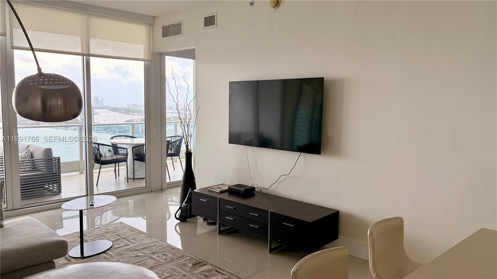 2020 N Bayshore Dr 3009