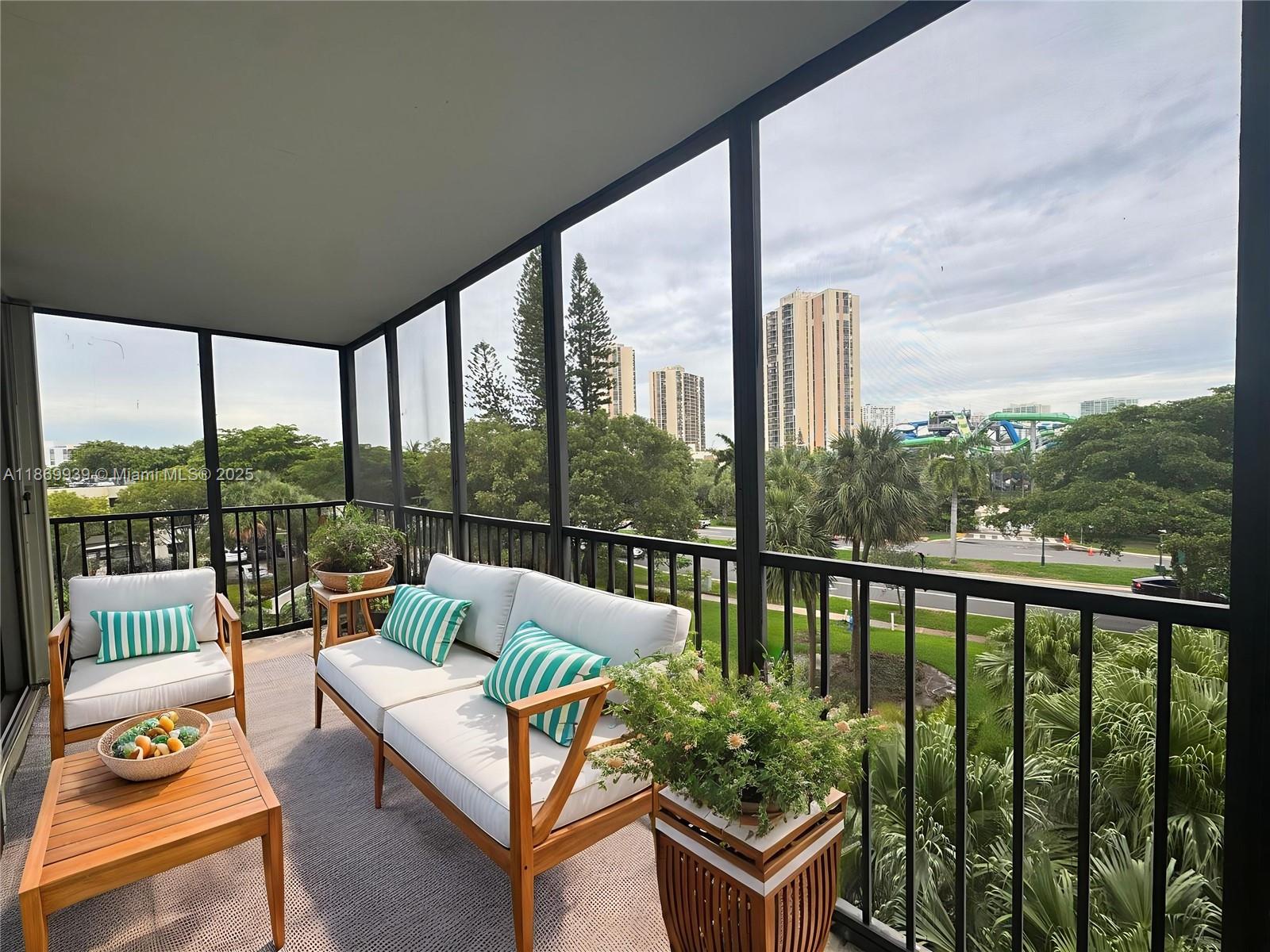 BONAVIDA CONDO - Residential