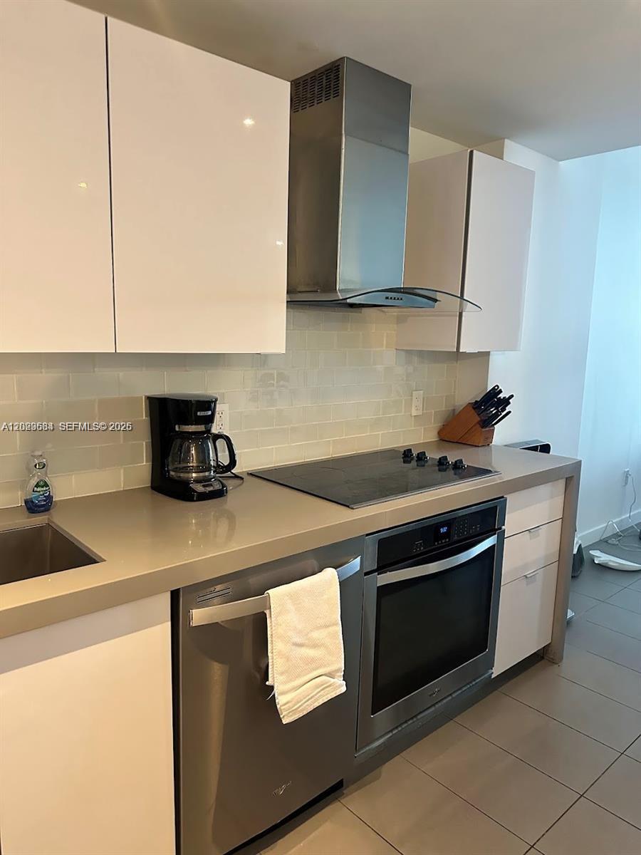 CANVAS CONDO - Residential