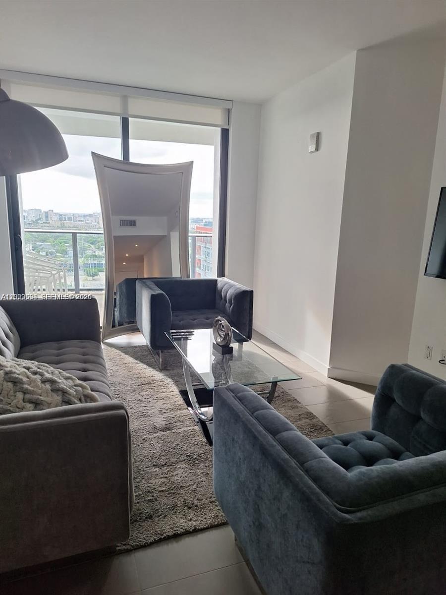 CANVAS CONDO - Residential