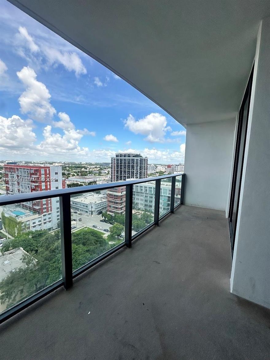 Stylish 1-bedroom + den, 1.5-bath residence at CANVAS Miami with sleek modern finishes and an open living layout. The den offers the perfect space for a home office, guest area, or flex room. Residents enjoy premium amenities including a resort-style pool, fitness center, spa, lounges, co-working spaces, and more. Located steps from restaurants and cafes. Close to Wynwood and Brickell
30-day minimum rentals allowed.
