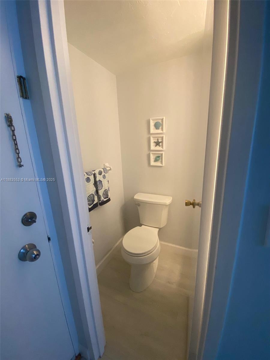 TRITON TOWER CONDO - Residential Lease