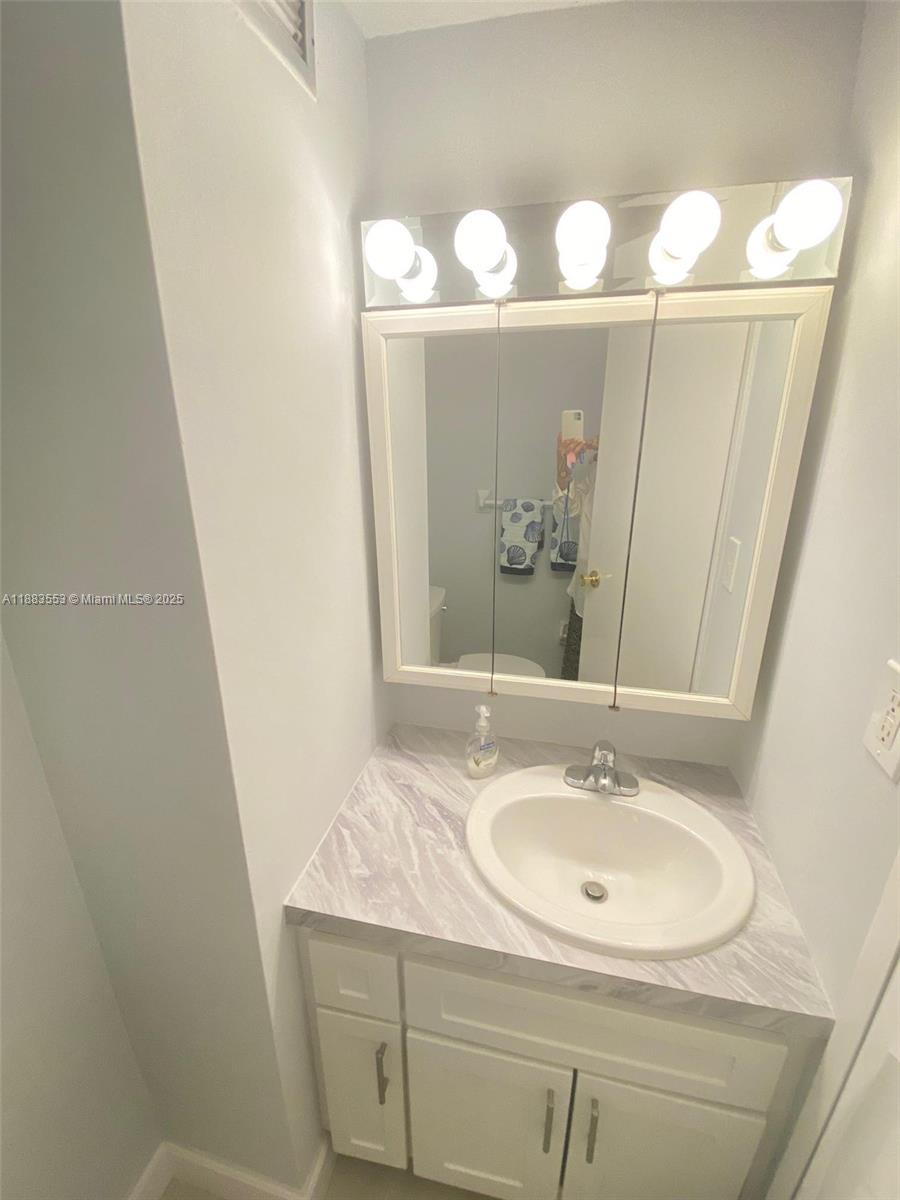 TRITON TOWER CONDO - Residential Lease