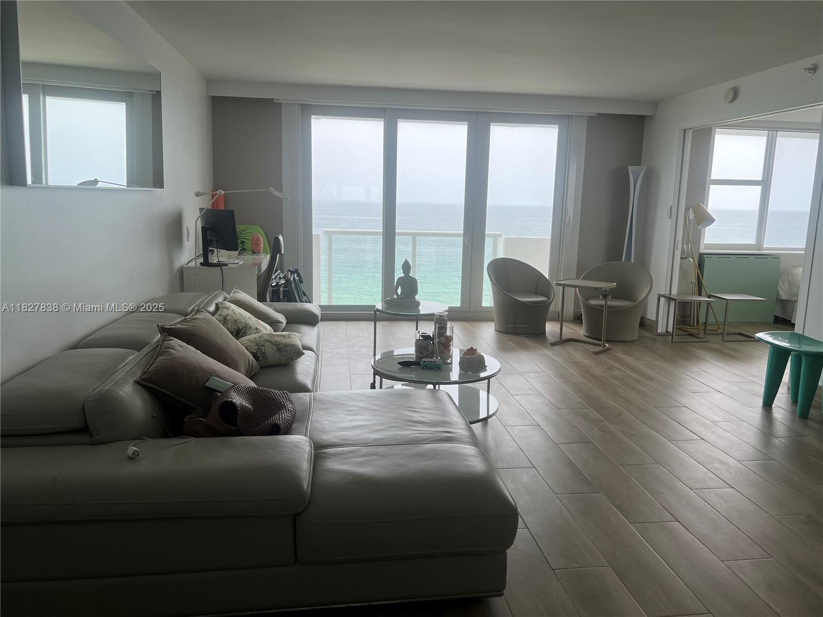 9195 Collins Ave 1102