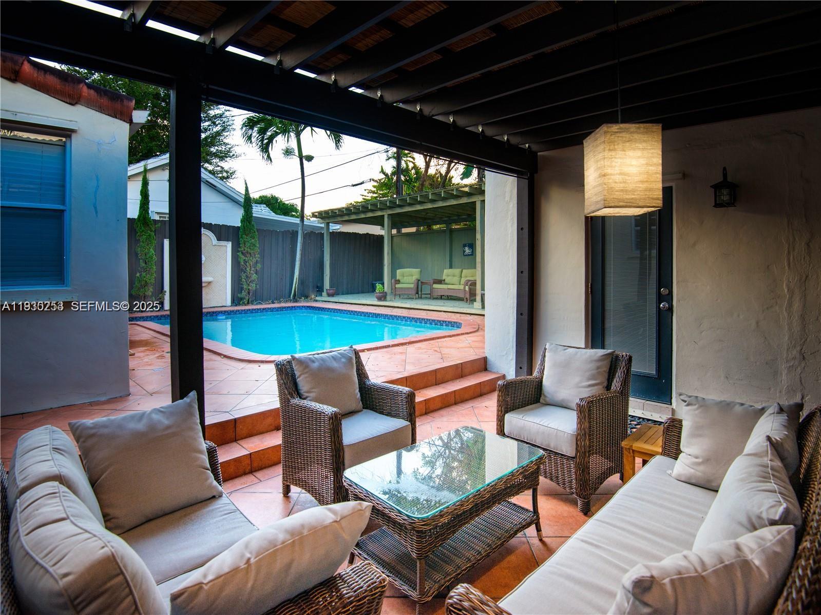 SILVER BLUFF ESTS-SEC A - Residential