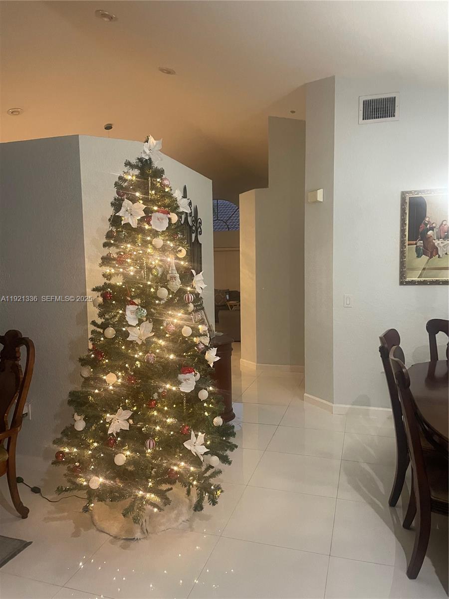 PEMBROKE LAND CORP PLAT - Residential