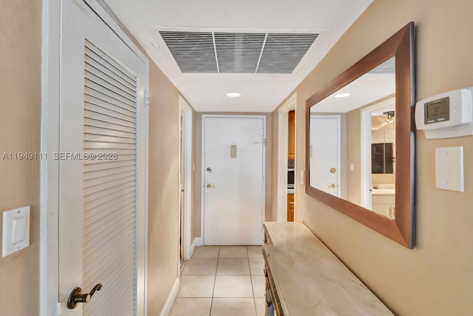 5401 Collins Ave 340