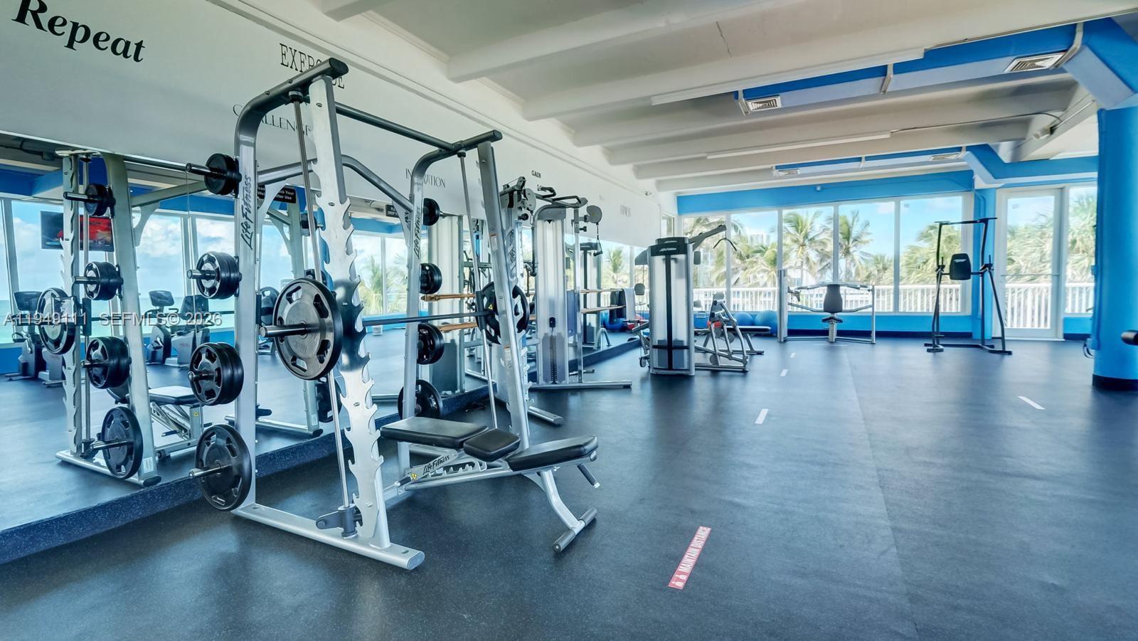 THE CARRIAGE HOUSE CONDO - Residential