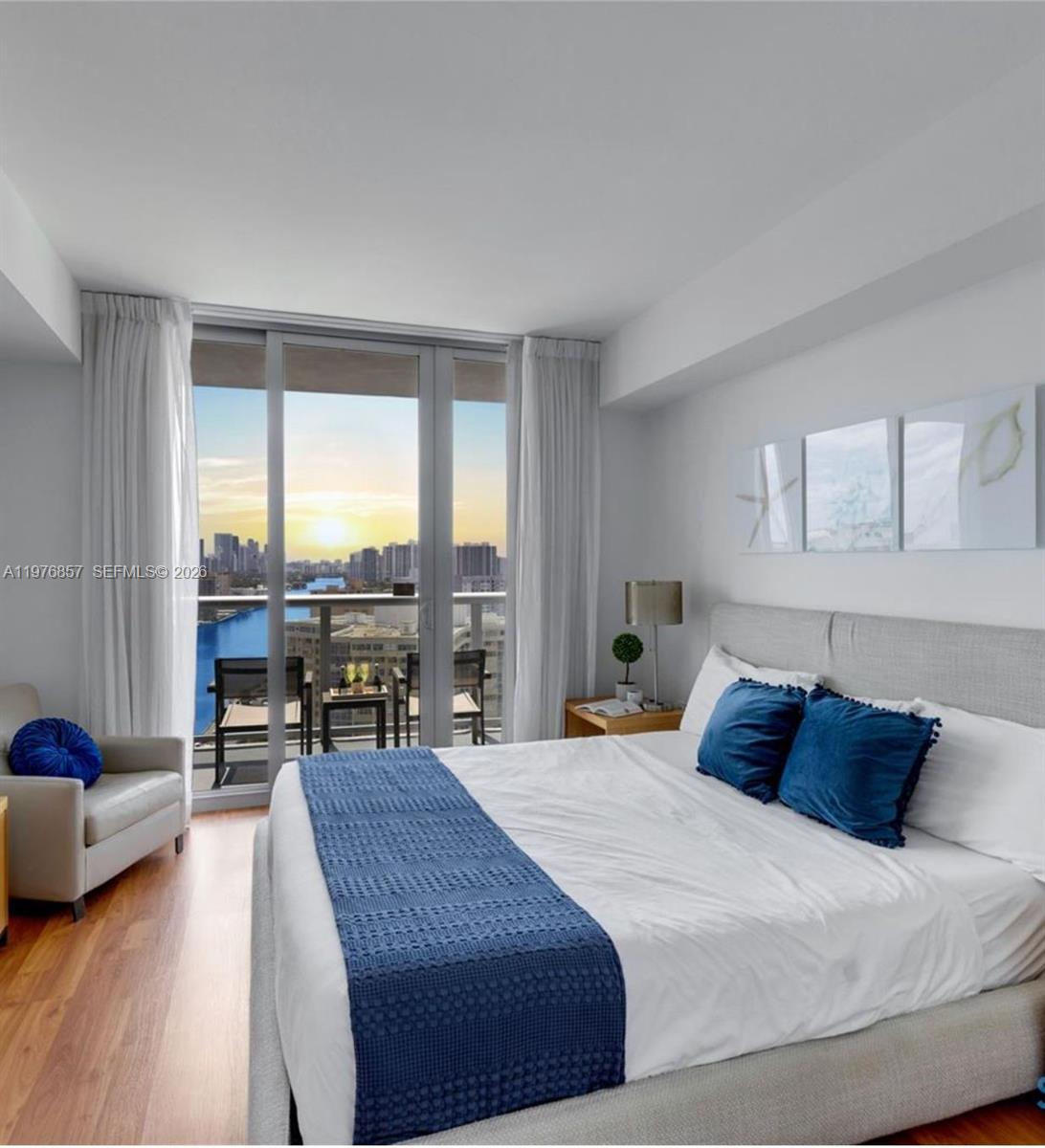 BEACHWALK CONDOMINIUM - Residential