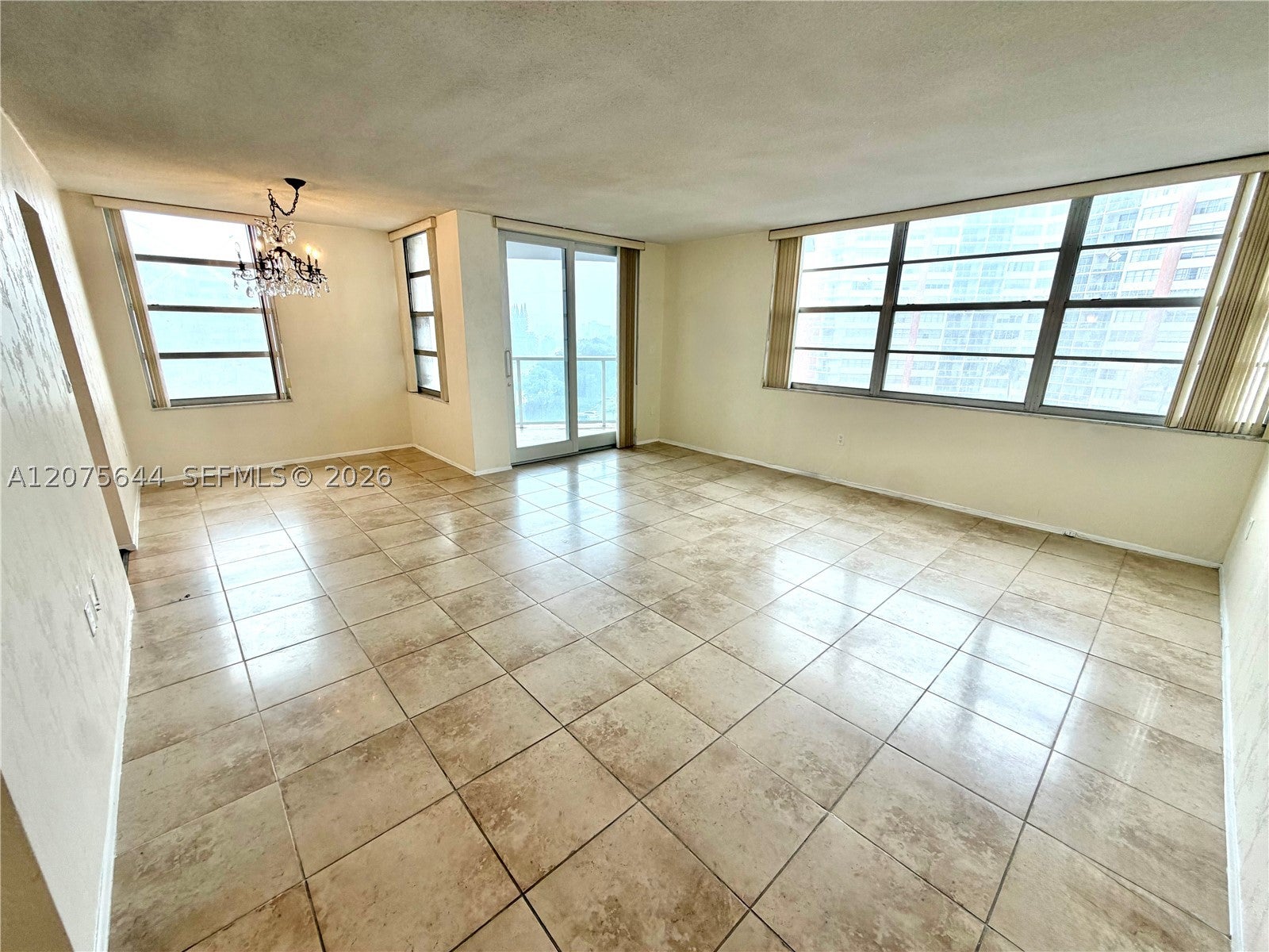1351 NE Miami Gardens Dr 626E