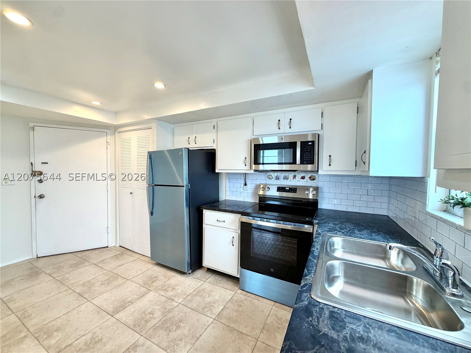 1351 NE Miami Gardens Dr 626E