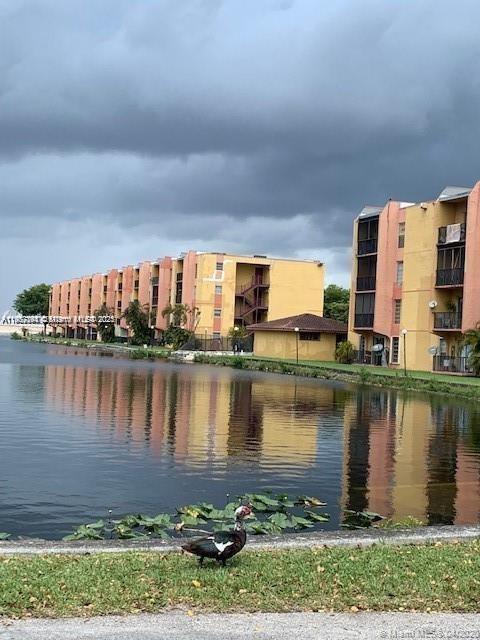 SUNSET VILLAS NO 3 CONDO - Residential Lease