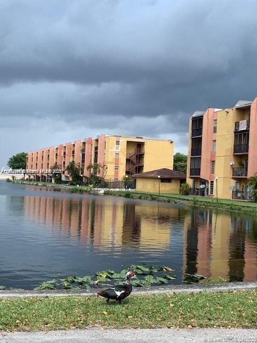 .Two bedroom, one bath condo located at Sunset Villas at Blue Lagoon near the Miami International Airport. Split floor plan with tile flooring and balcony. Combo living dining area with a galley kitchen. Windows allow for ample natural lighting. Amenities include: pool, gate, telephone building entry, tennis courts, & on site management office.