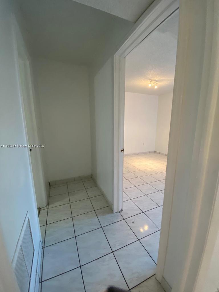 SUNSET VILLAS NO 3 CONDO - Residential Lease