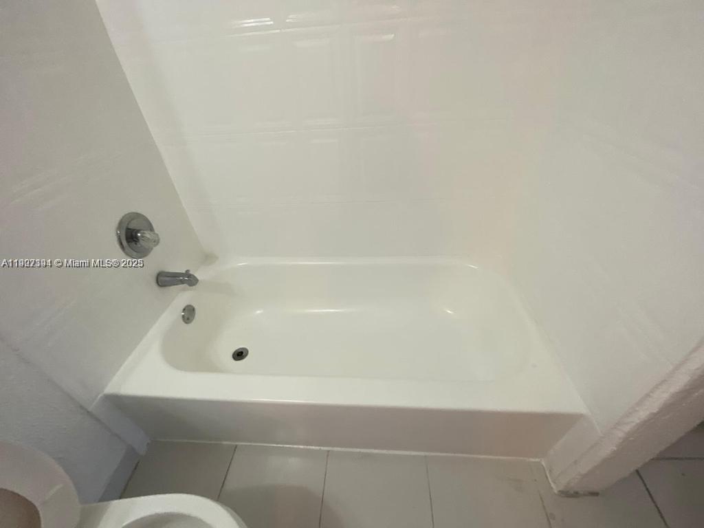 SUNSET VILLAS NO 3 CONDO - Residential Lease