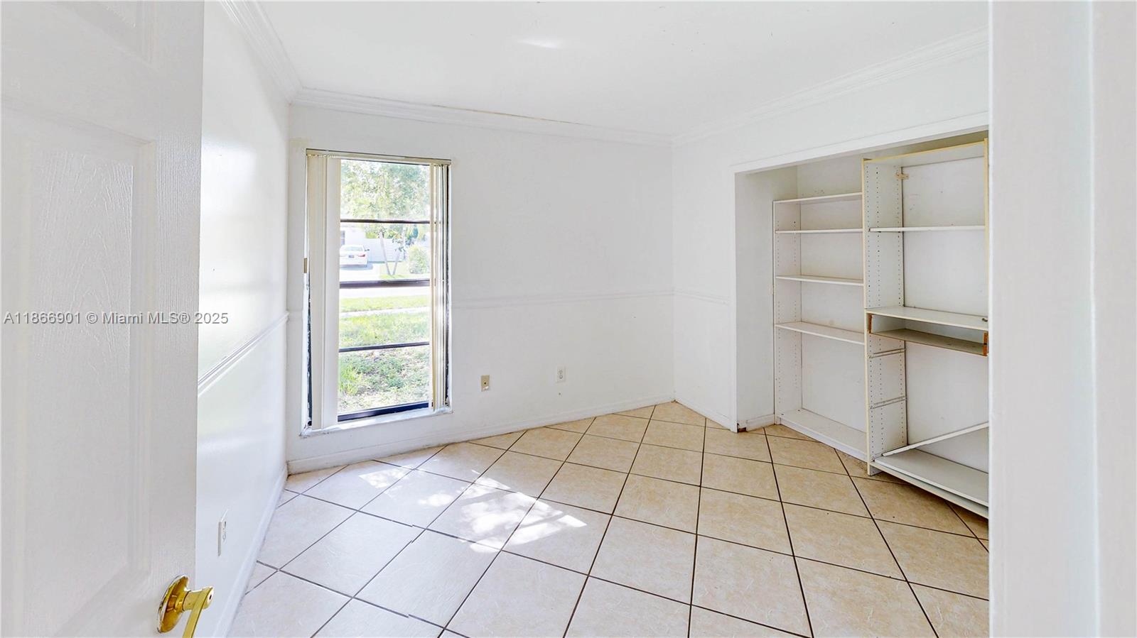 MEADOW WOOD MANOR SEC I - Residential