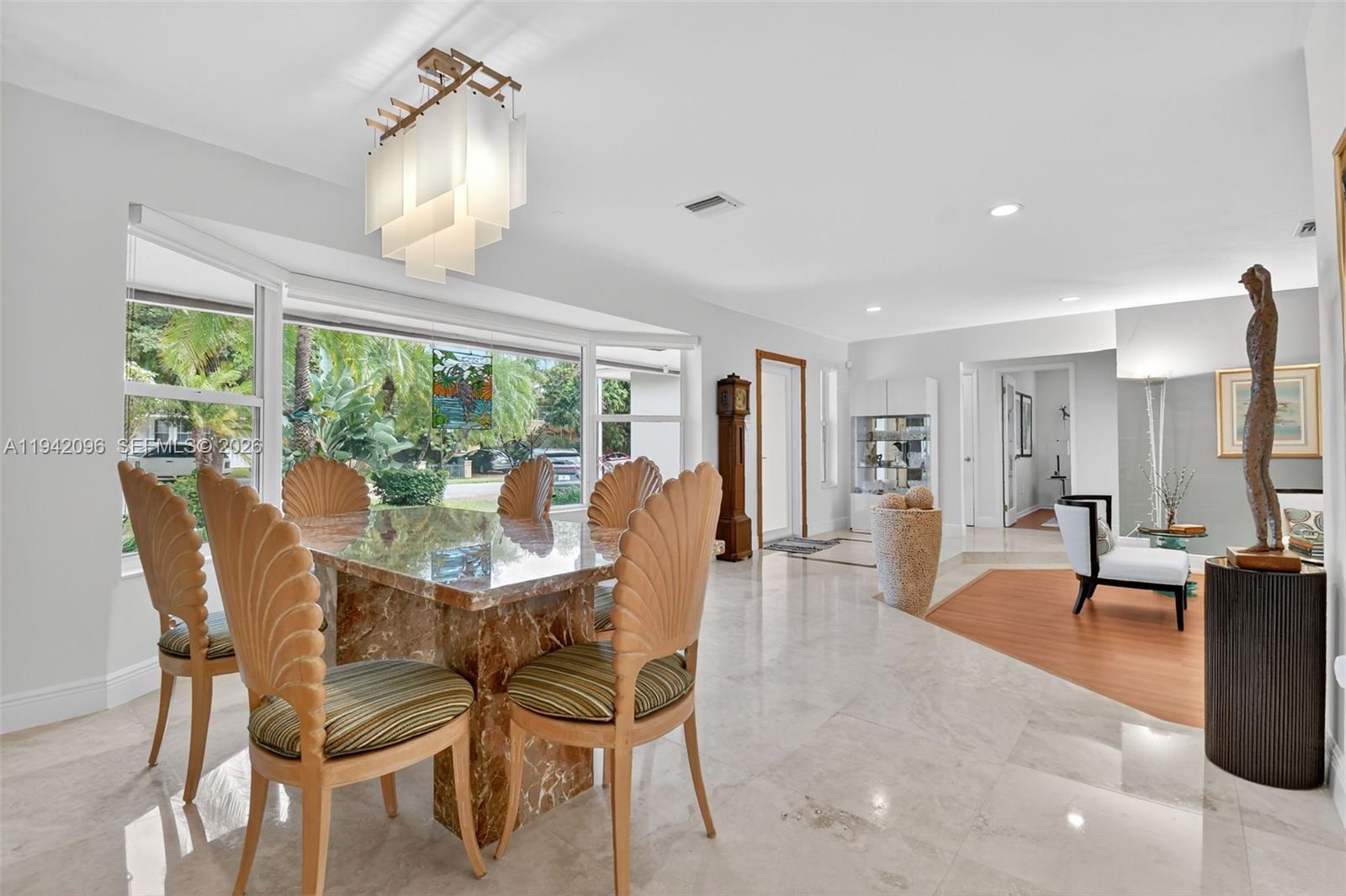 HIGHLAND OAK GDNS SEC 1 - Residential