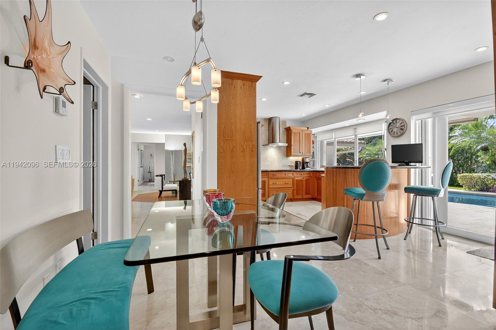 HIGHLAND OAK GDNS SEC 1 - Residential