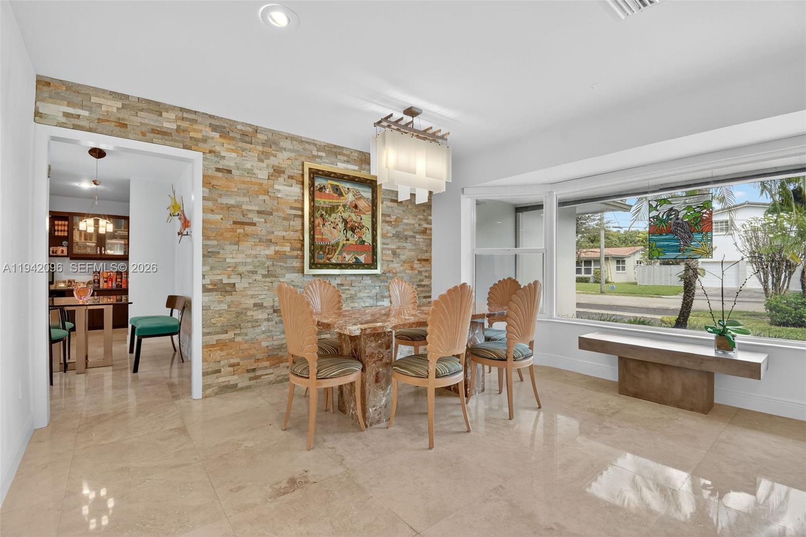 HIGHLAND OAK GDNS SEC 1 - Residential