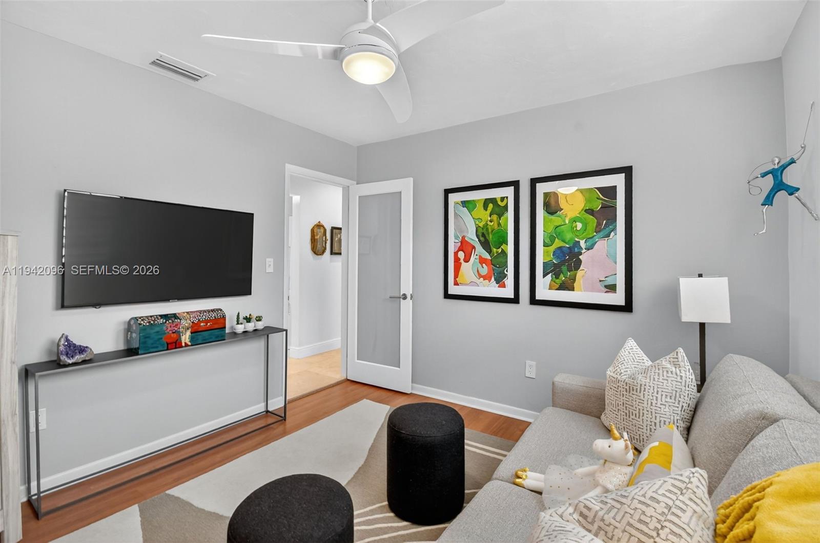 HIGHLAND OAK GDNS SEC 1 - Residential