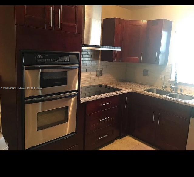 MEADOW WOOD MANOR #4 - Residential