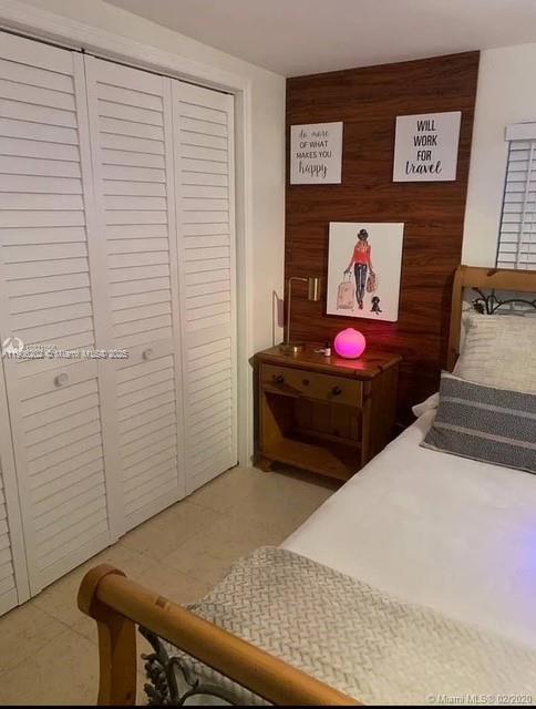 MEADOW WOOD MANOR #4 - Residential