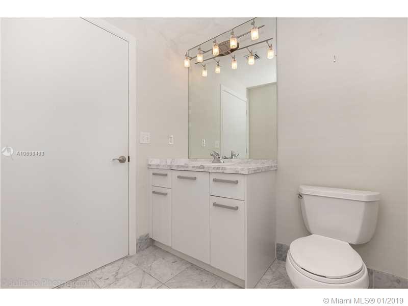 VIZCAYNE SOUTH CONDO - Residential Lease