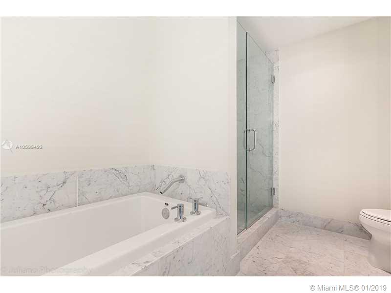 VIZCAYNE SOUTH CONDO - Residential Lease
