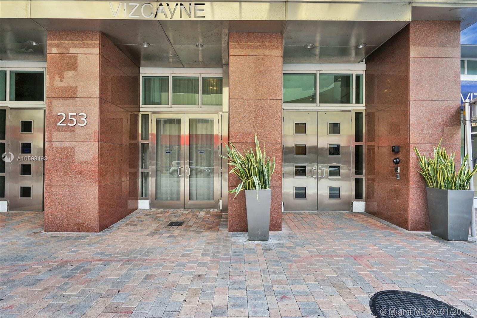 VIZCAYNE SOUTH CONDO - Residential Lease