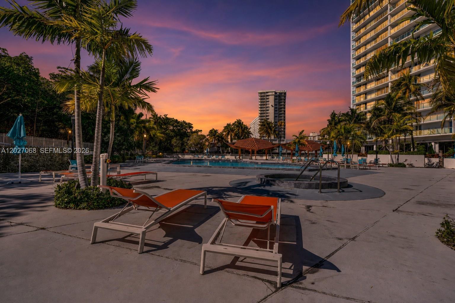 100 Bayview Dr 205