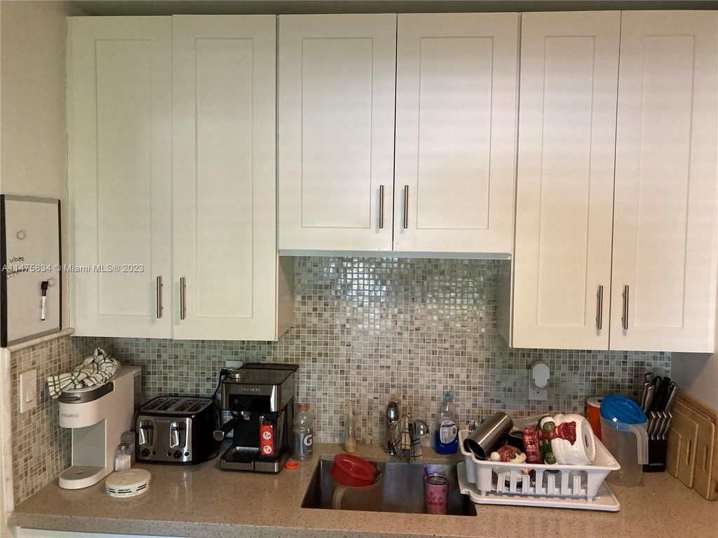 Photo of 1460 SW 28th St, Fort Lauderdale, FL 33315 (MLS # A11475834)