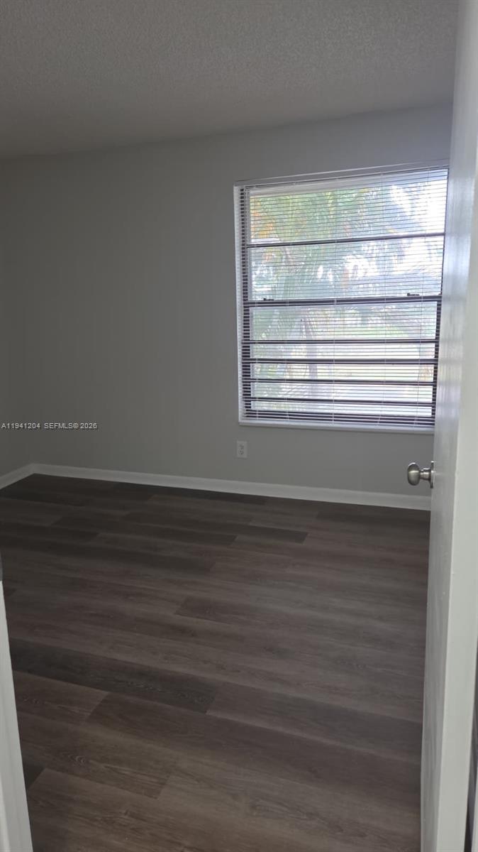 LAKE POINTE CONDOMINIUM N - Residential