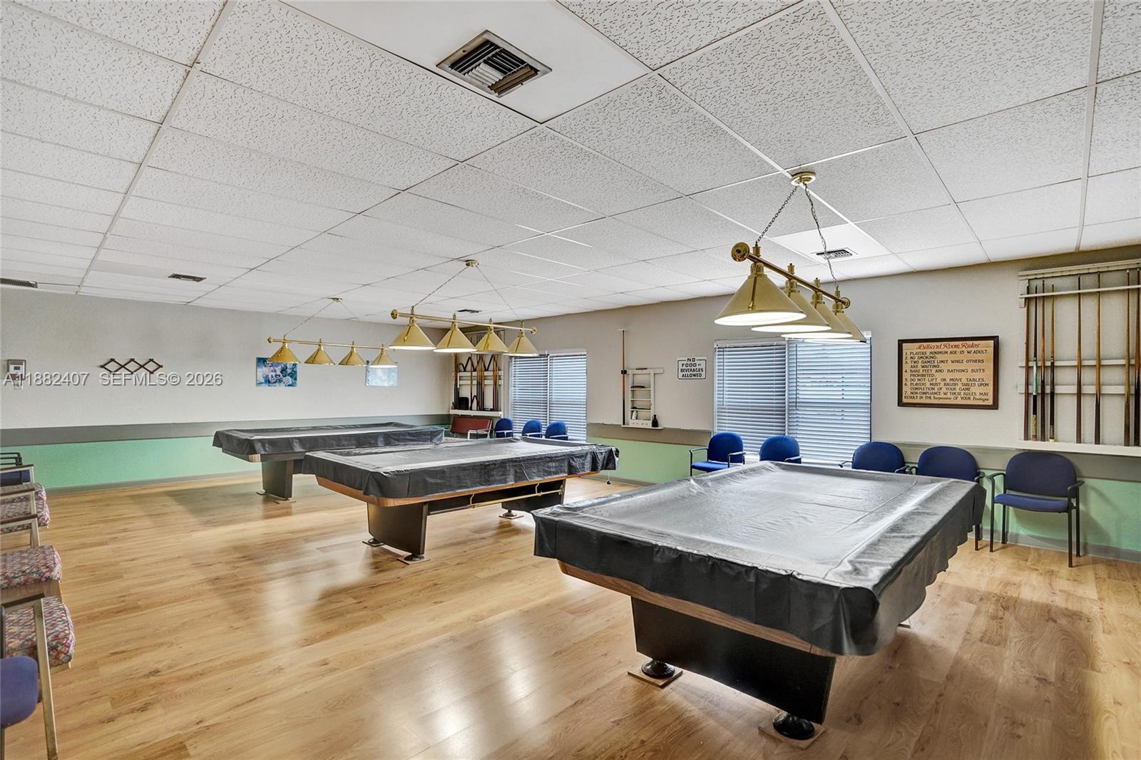 CRESTHAVEN VILLAS CONDO 2 - Residential