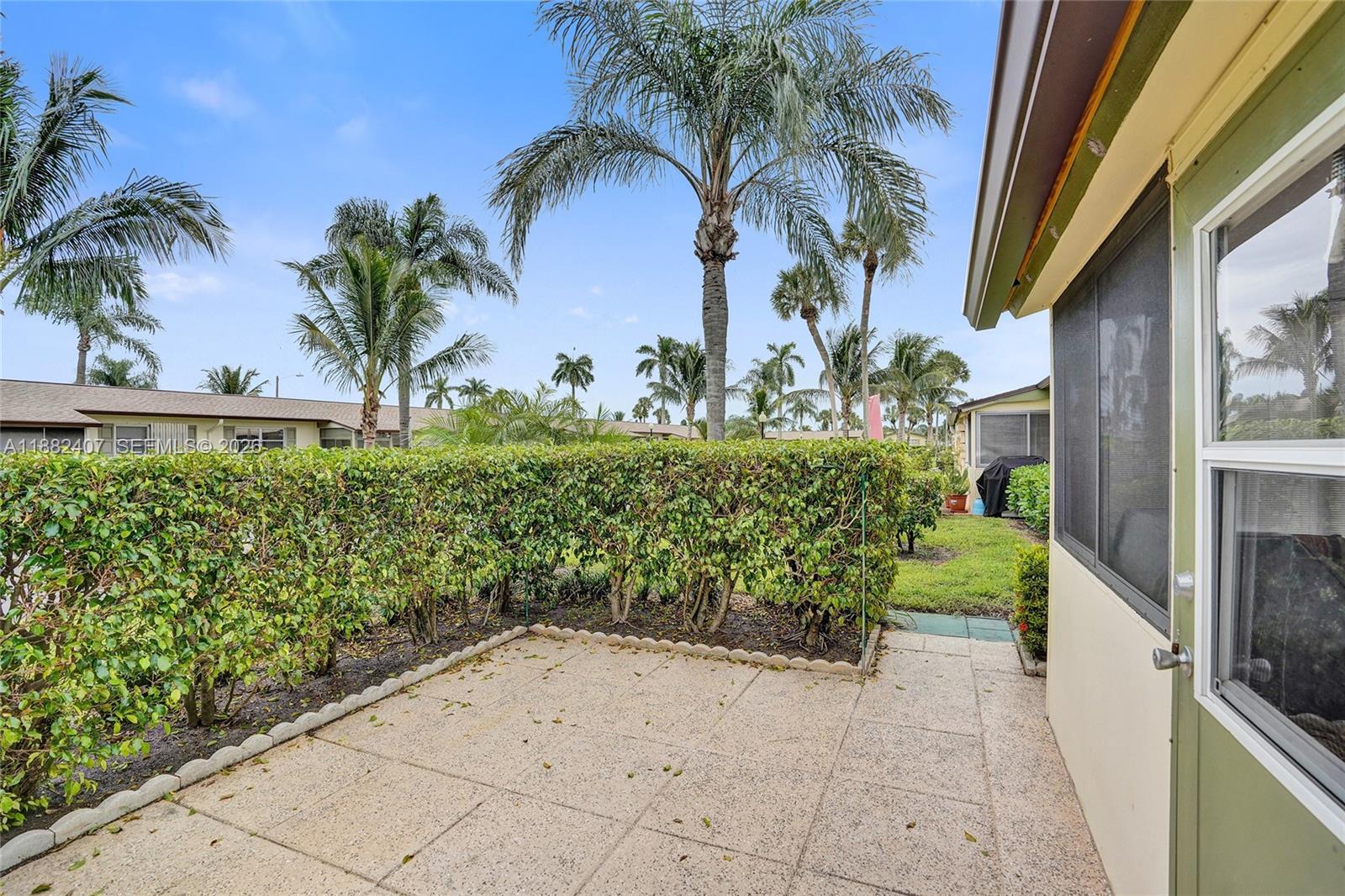 CRESTHAVEN VILLAS CONDO 2 - Residential