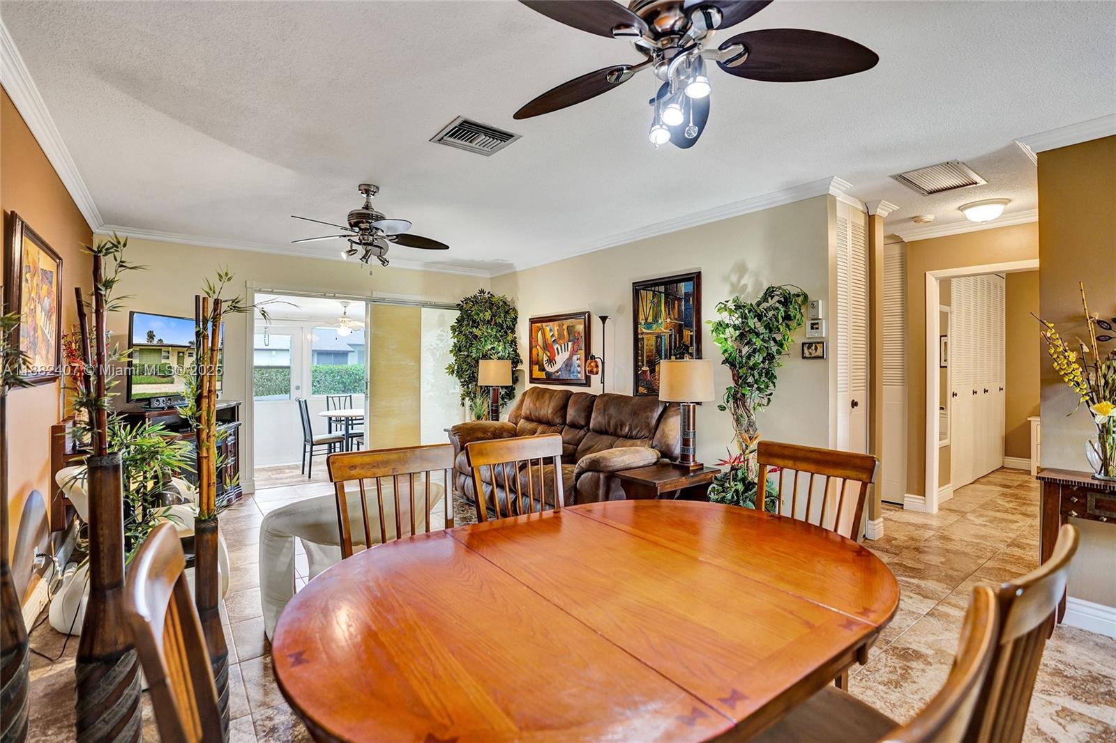 CRESTHAVEN VILLAS CONDO 2 - Residential
