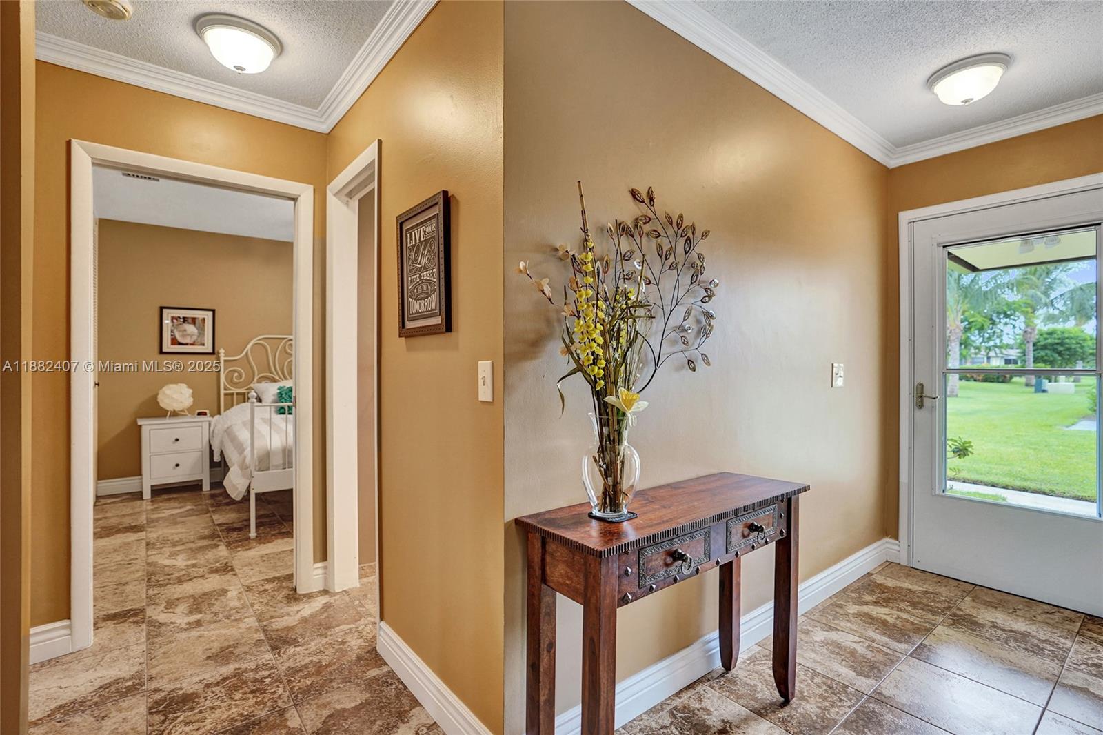 CRESTHAVEN VILLAS CONDO 2 - Residential