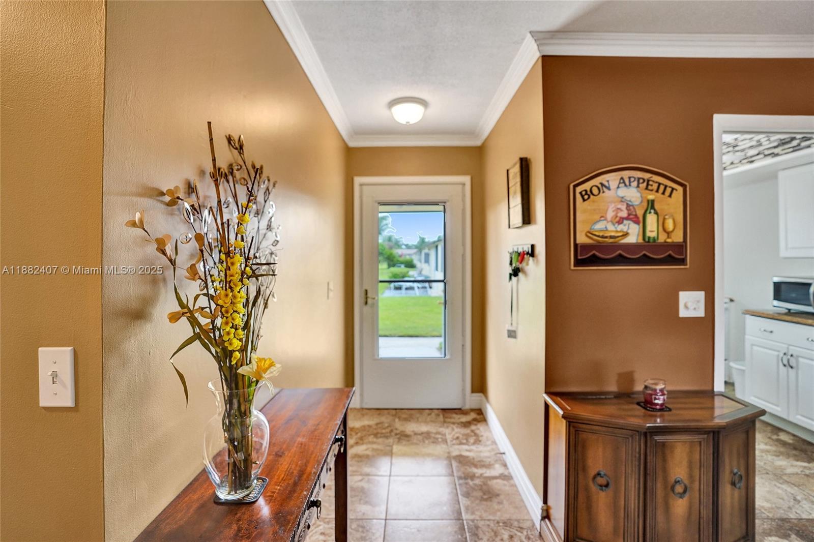 CRESTHAVEN VILLAS CONDO 2 - Residential