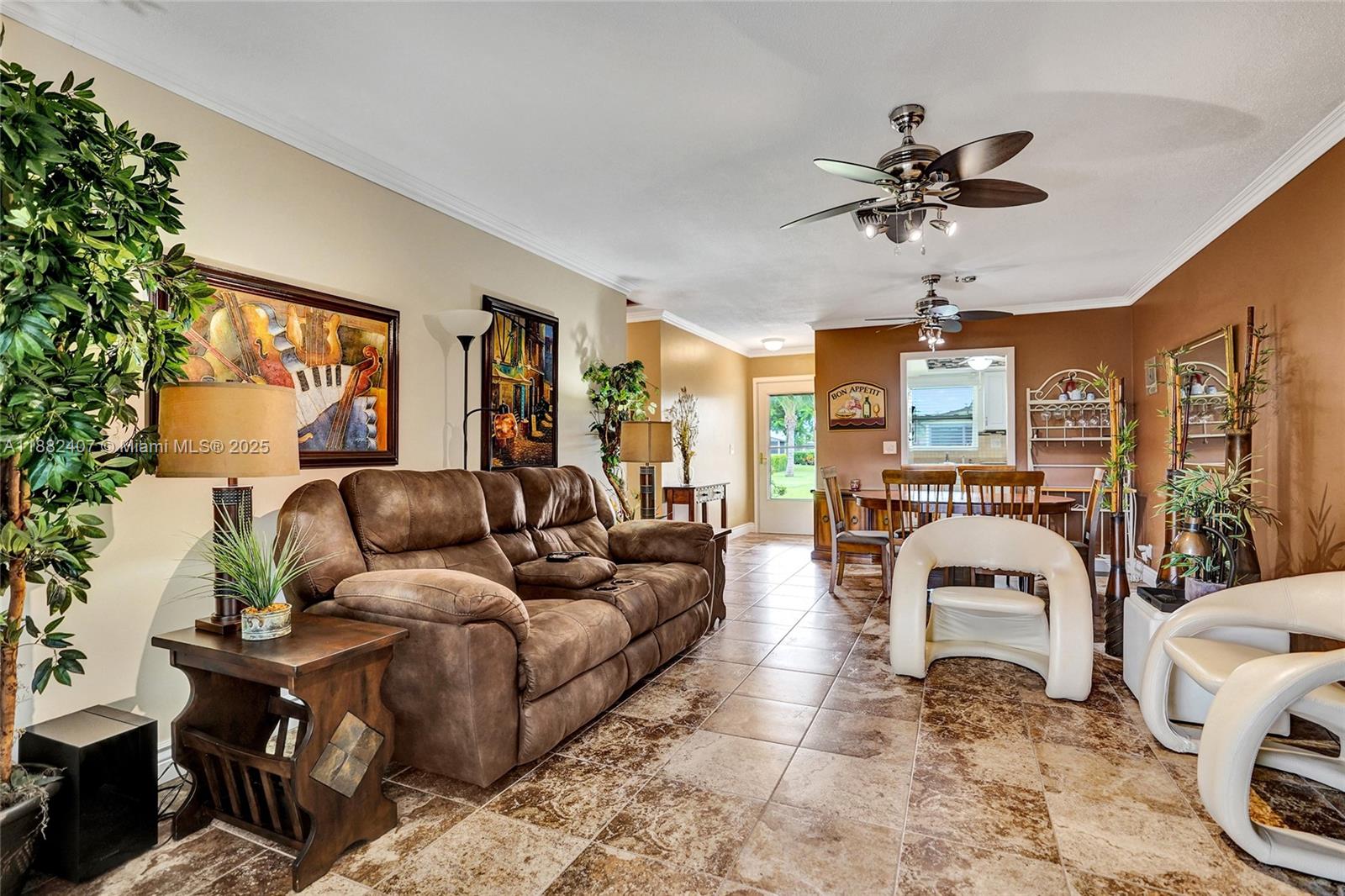 CRESTHAVEN VILLAS CONDO 2 - Residential
